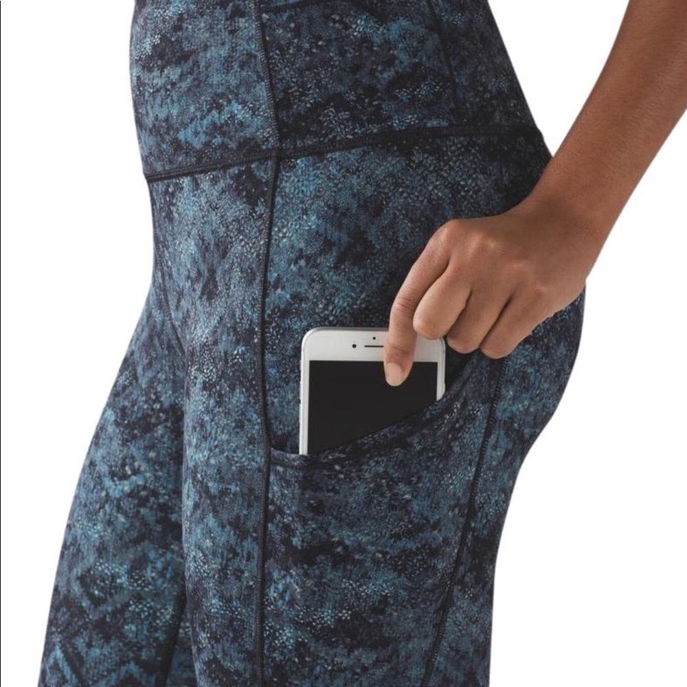 Lululemon fast and free tights size 4